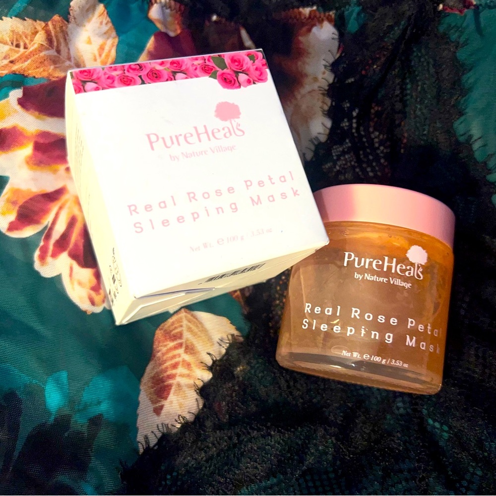 PureHeals Real Rose Petal Sleeping Mask. New.